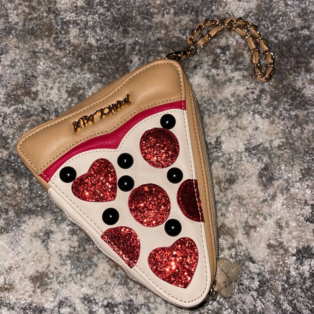 Pizza purse